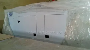 Standard 400kva Perkins Soundproof Diesel Generator