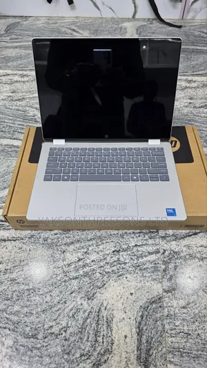 Laptop HP OmniBook 5 Flip 14-fp0023dx 8GB Intel Core Ultra 5 SSD 512GB