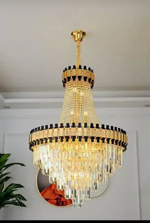 Large Crystal Staircase Chandelier X 600