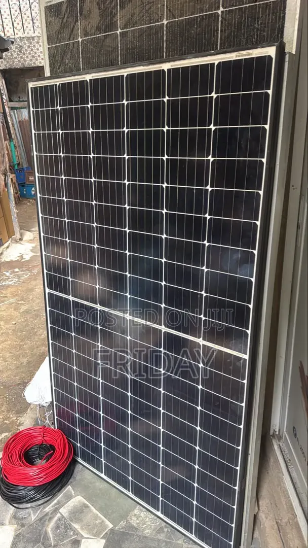 330 Watts Half Cut