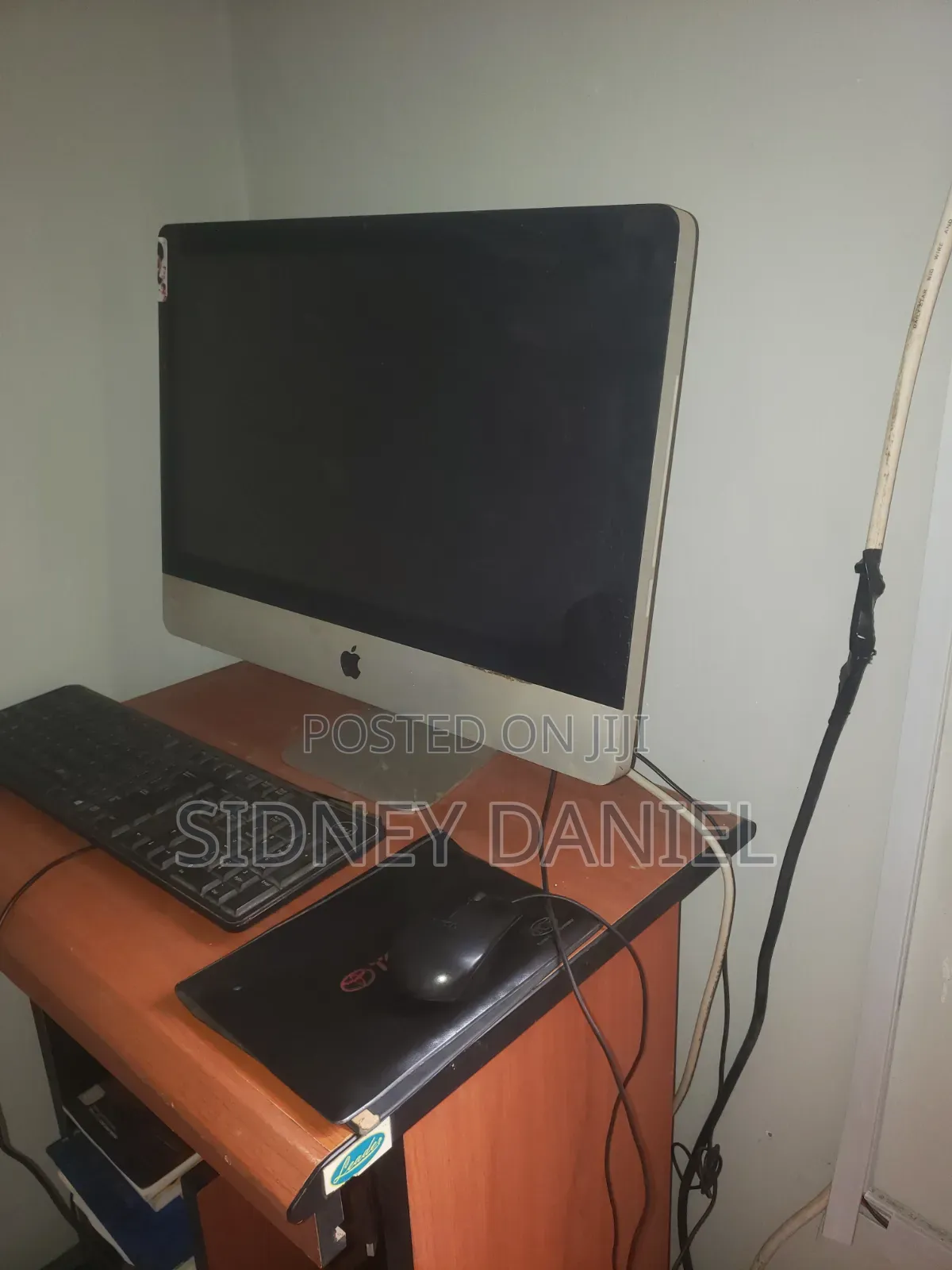 Desktop Computer Apple iMac 8GB Intel Core i5 HDD 512GB