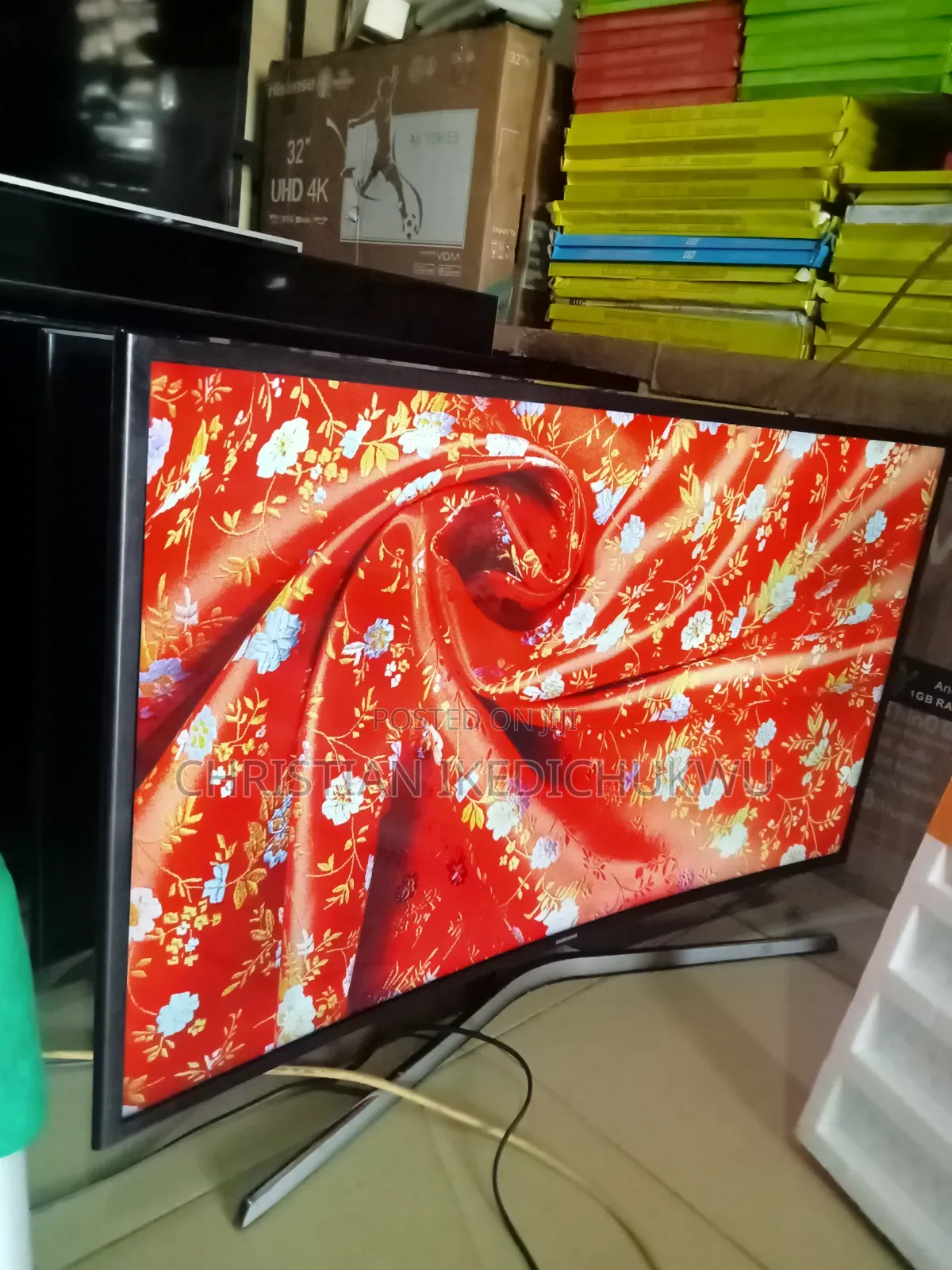 Samsung Curved TV
