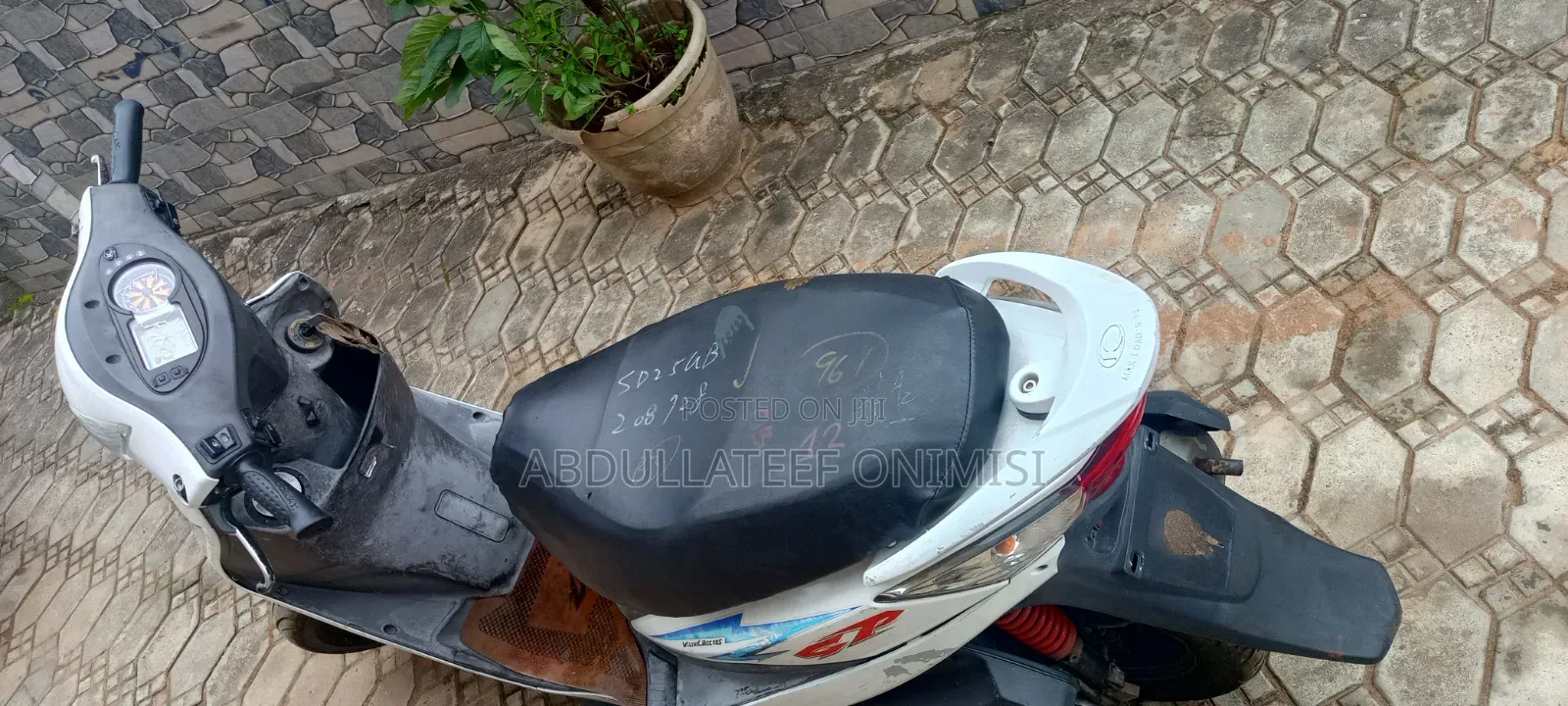 Kymco 2018 White