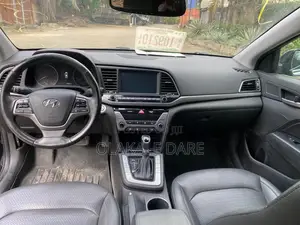 Hyundai Elantra 2018 Black