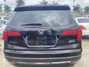Honda Pilot LX AWD 2018 Black