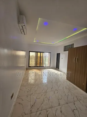 4bdrm Duplex in Gaduwa for rent