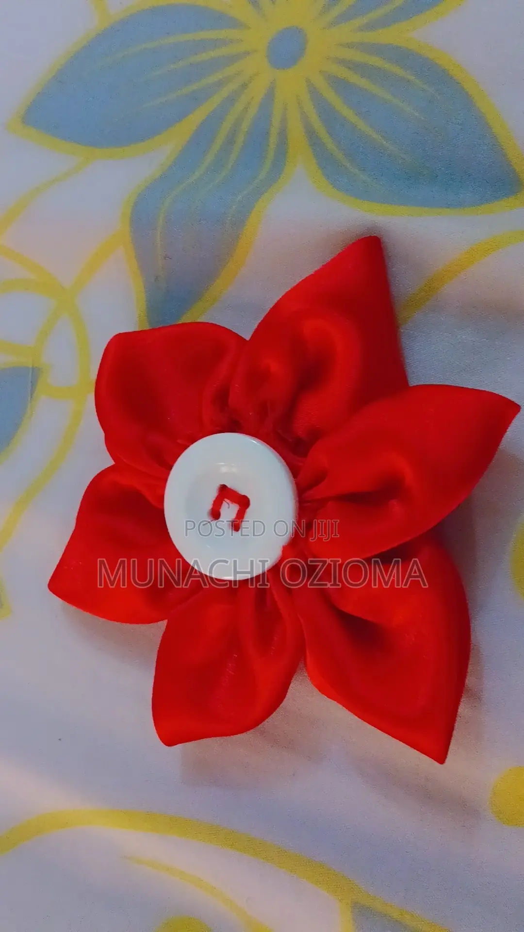 Sartin Flower Brooches