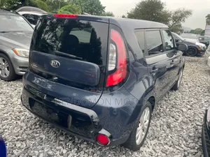 Kia Soul + 4dr Wagon (2.0L 4cyl 6A) 2015 Blue