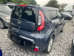 Kia Soul + 4dr Wagon (2.0L 4cyl 6A) 2015 Blue