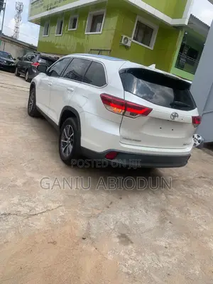 Toyota Highlander 2019 White