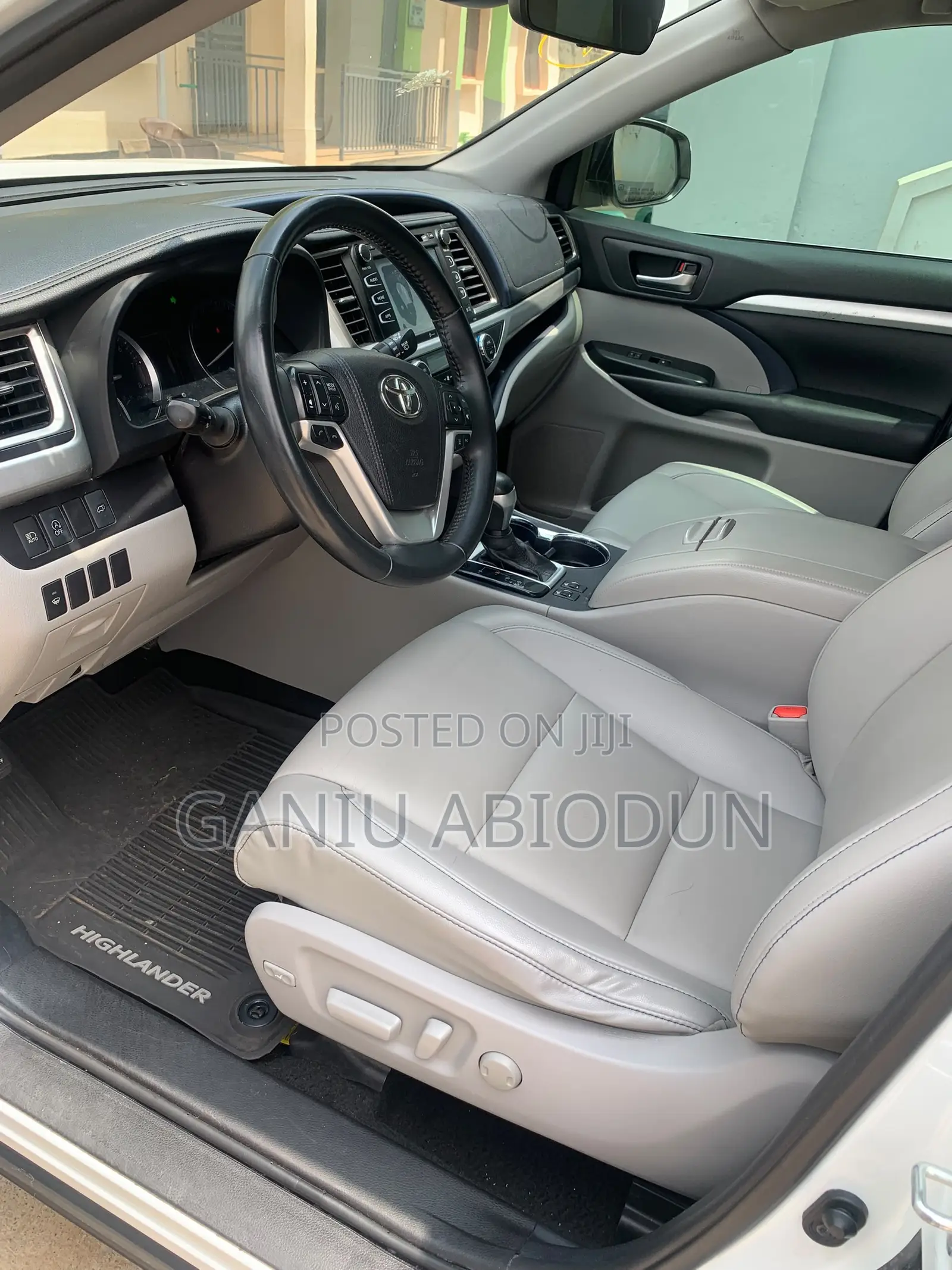 Toyota Highlander 2019 White