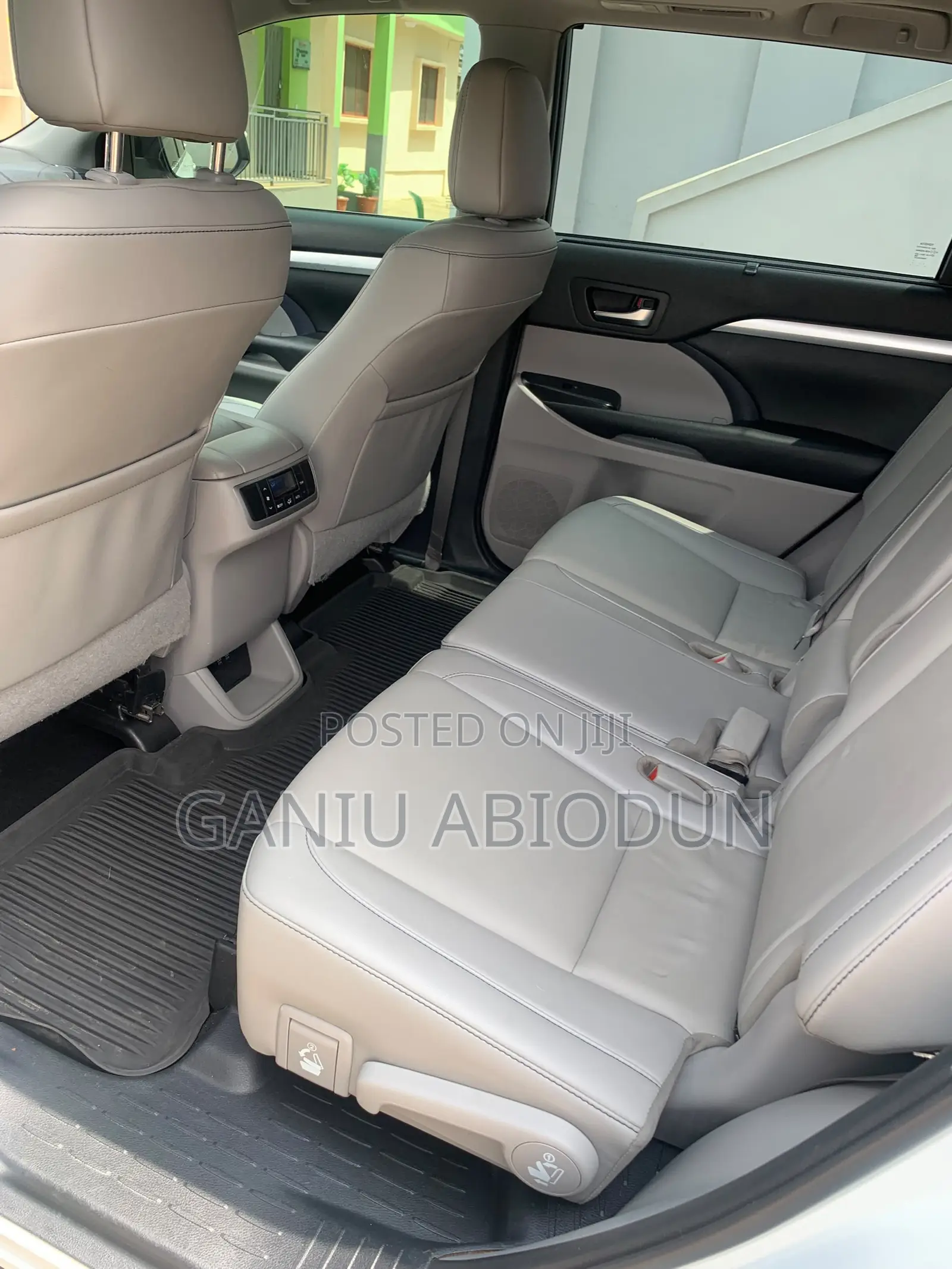 Toyota Highlander 2019 White