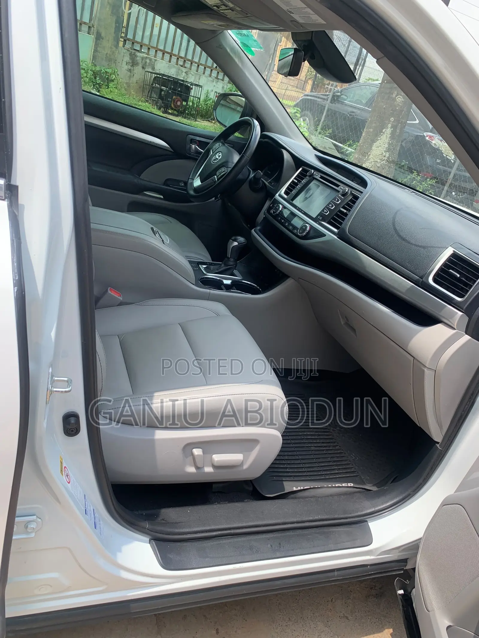 Toyota Highlander 2019 White