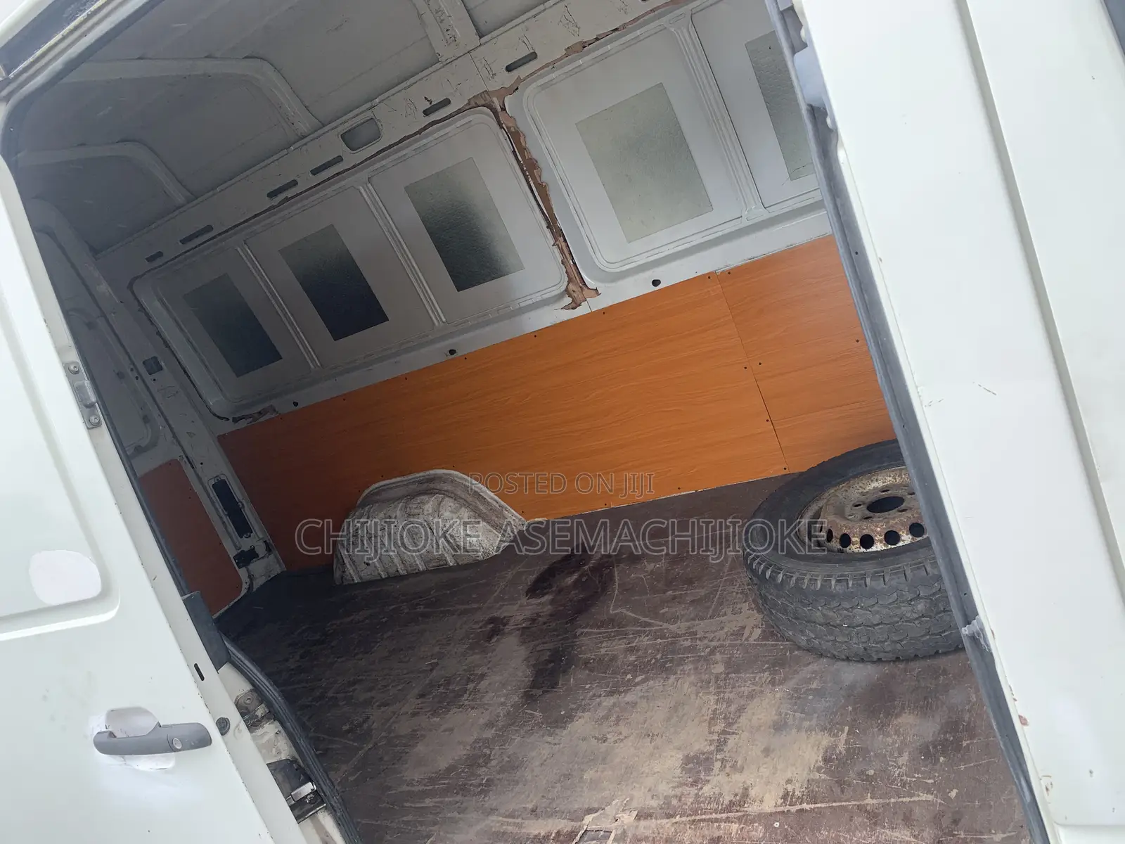 Volkswagen LT 2010 White