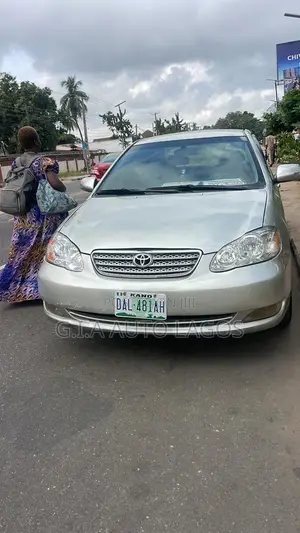 Toyota Corolla LE 2005 Silver