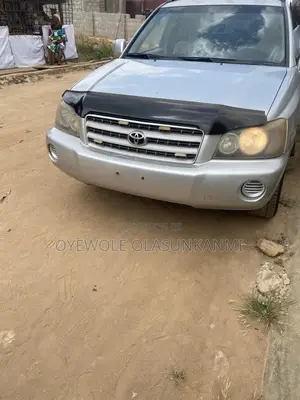 Toyota Highlander 2004 Silver