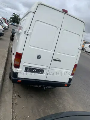 Volkswagen LT 2010 White
