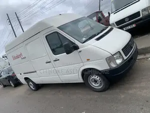 Volkswagen LT 2010 White
