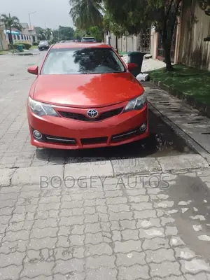Toyota Camry 2012 Red