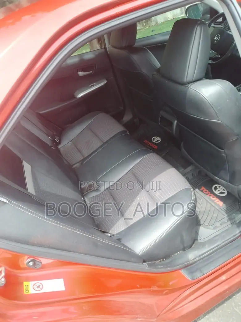 Toyota Camry 2012 Red