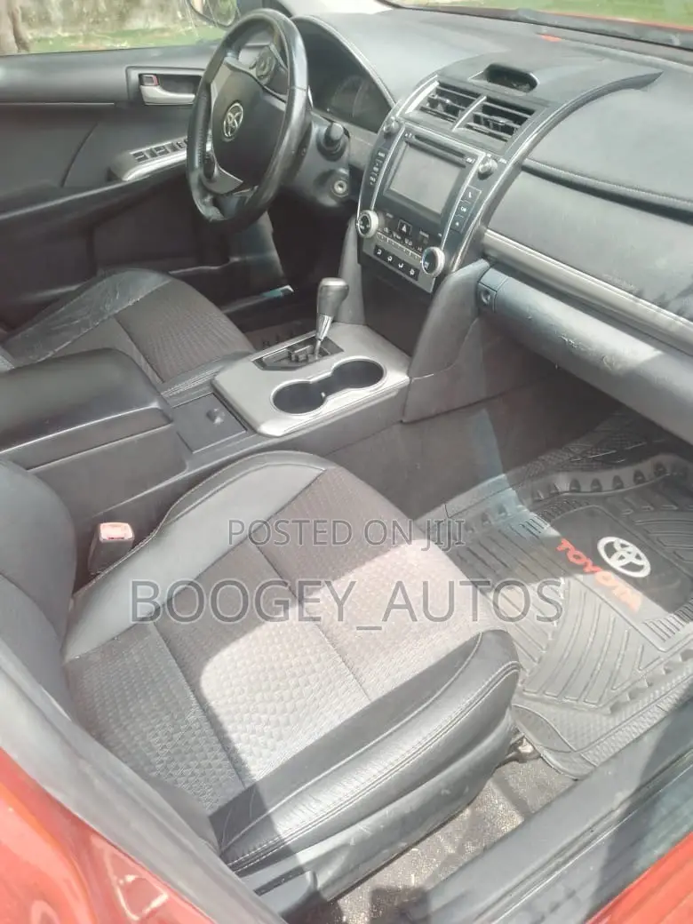 Toyota Camry 2012 Red