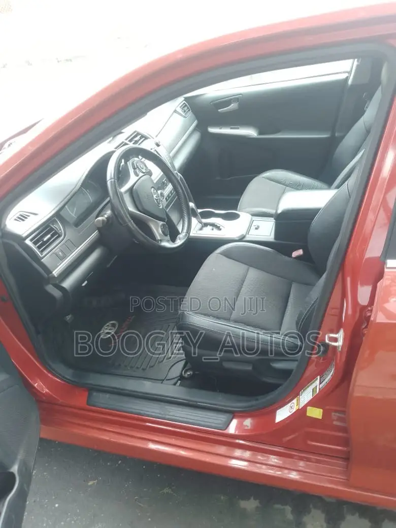 Toyota Camry 2012 Red