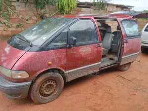 Toyota TownAce 1996 Red