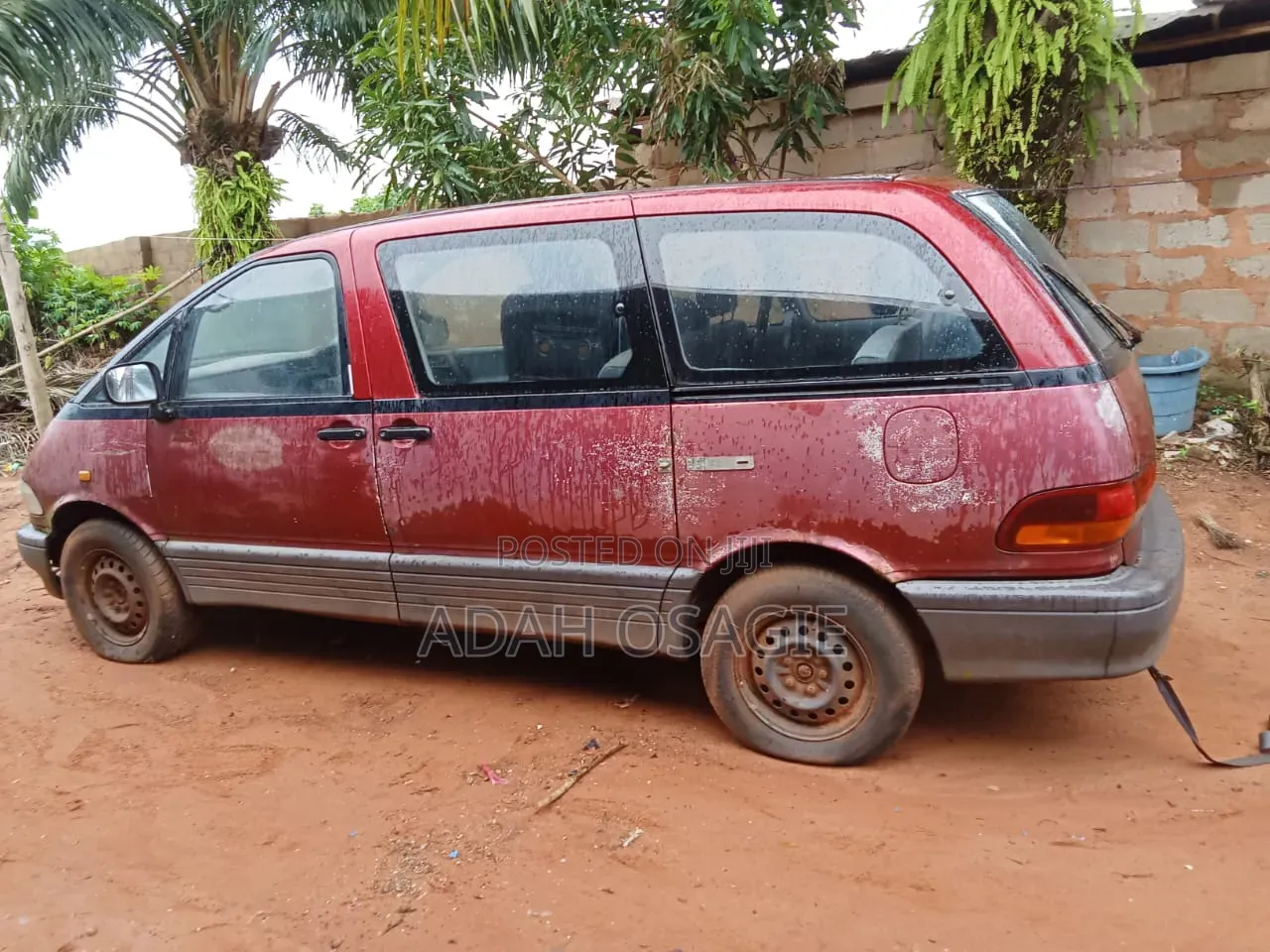 Toyota TownAce 1996 Red