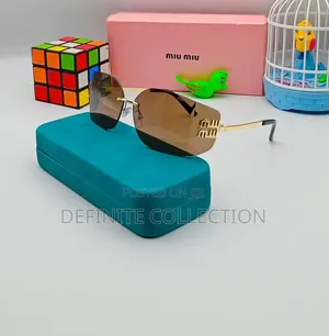 MIU MIU Luxury Glass