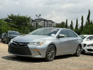 Toyota Camry 2015 Silver