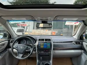 Toyota Camry 2015 Silver