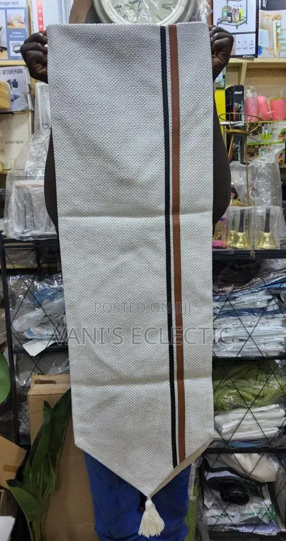 Premium Metallic Table Runner With Tassels