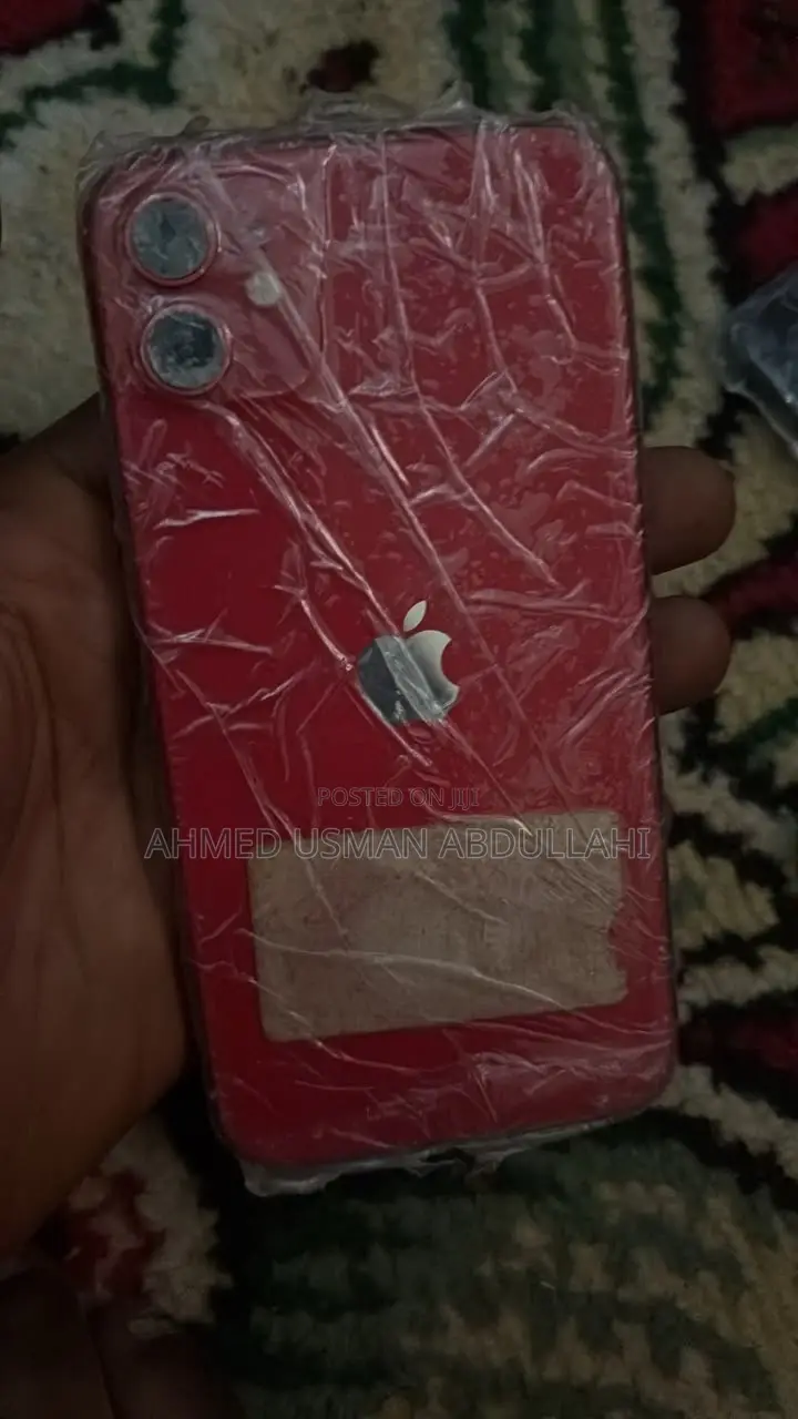 Apple iPhone 11 128 GB Red