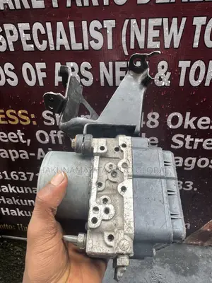 Toyota Highlander 2011–2013 ABS Pump Module