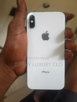 Apple iPhone X 64 GB White