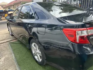 Toyota Camry 2012 Black