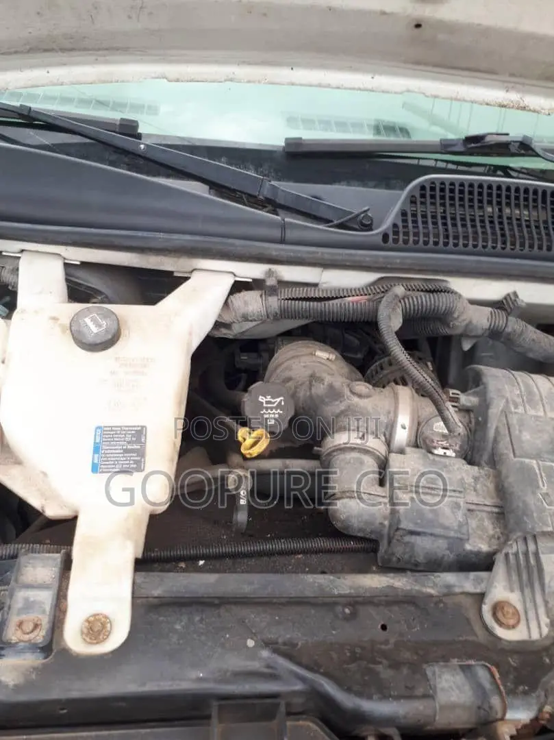 Chevrolet Express 2500 2012 White