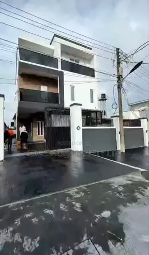 5bdrm Duplex in Magodo Phase 2 for sale