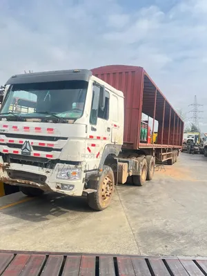 Howo Tractor With Trailer Body