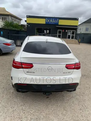 Mercedes-Benz GLE-Class AMG GLE 43 4MATIC 2019 White