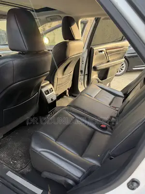Lexus RX 350 FWD 2016 White