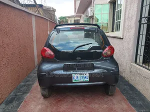 Toyota Aygo 2009 Gray