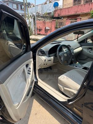 Toyota Camry LE 4dr Sedan (2.5L 4cyl 6A) 2011 Black
