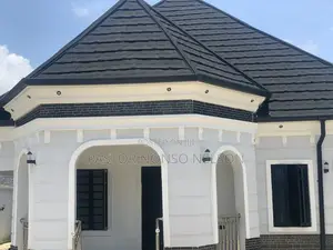 4bdrm Bungalow in Station, Ohaji/Egbema for sale