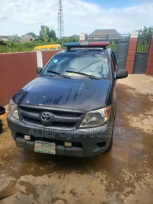 Toyota Hilux 2009 Blue