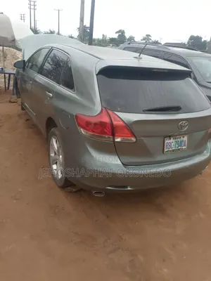 Toyota Venza LE 2010 Teal