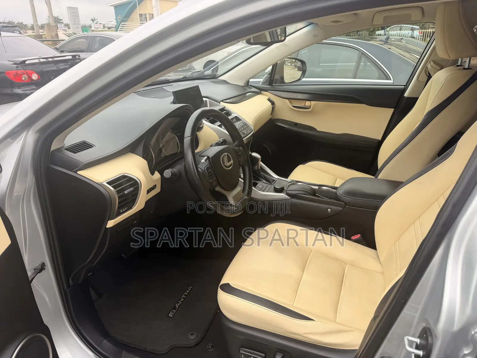 Lexus NX 2015 Silver