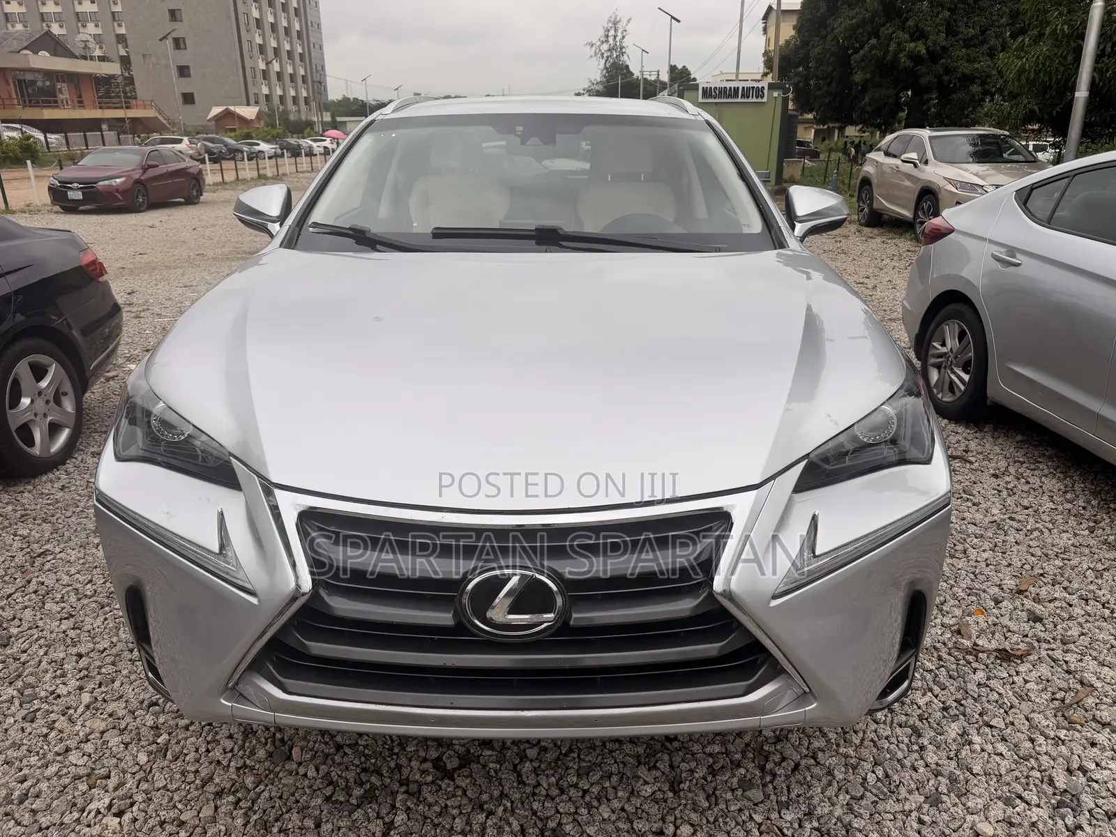 Lexus NX 2015 Silver