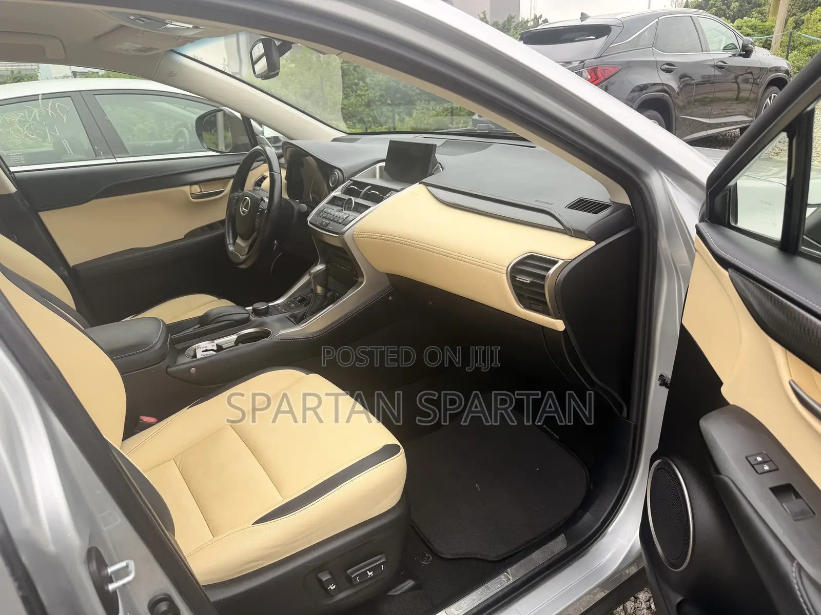 Lexus NX 2015 Silver