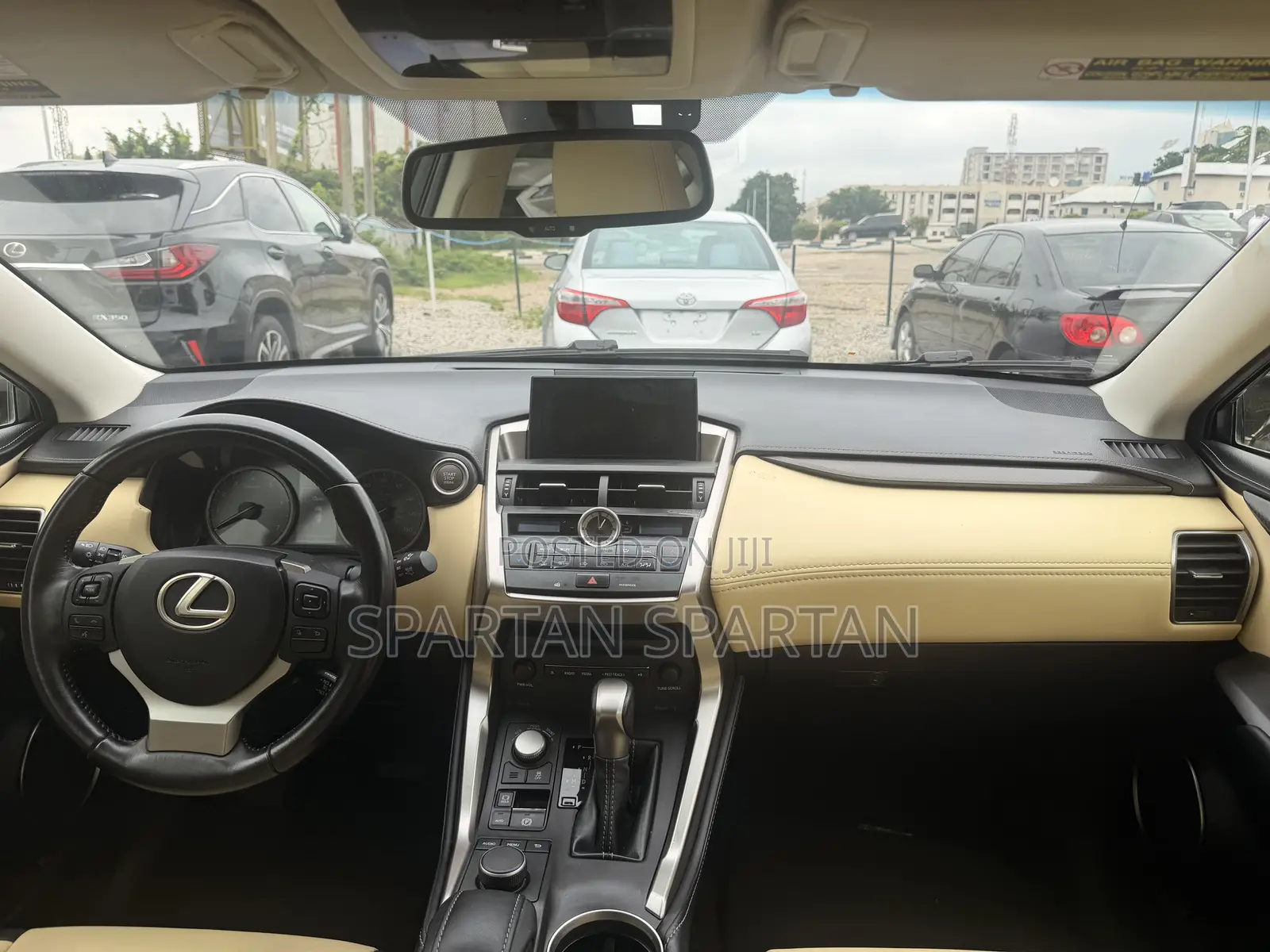 Lexus NX 2015 Silver